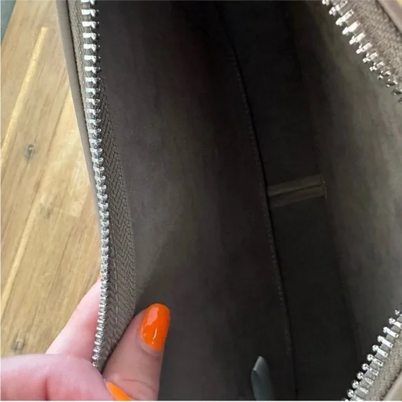 Melie Bianco Willow Bone Shoulder Bag - Picture 11 of 13